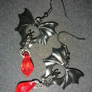 BOUCLES D'OREILLES CHAUVE-SOURIS DARK RED