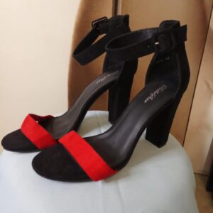 SANDALES A BRIDES DARK ALTERNATIVE
