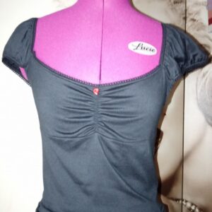 PETIT TOP EMO DARK ROMANTIQUE TAILLE M